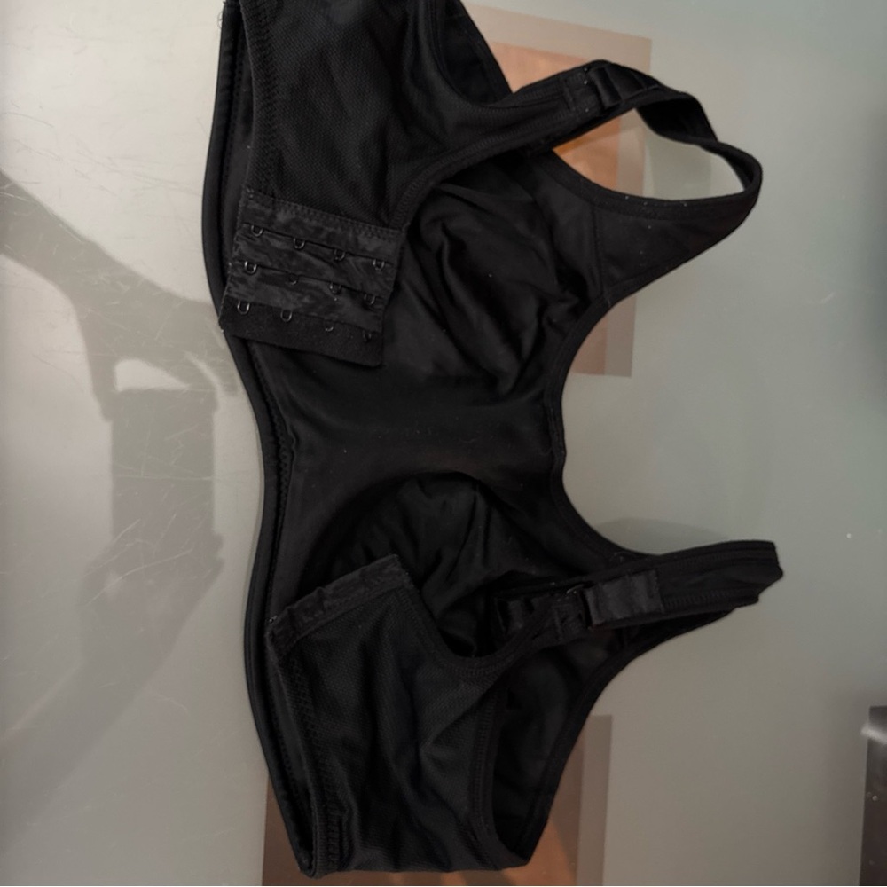 Wacoal 34DDD Sports Bra Black Simone Maximum Support 855170 Underwire- black - Picture 2 of 2